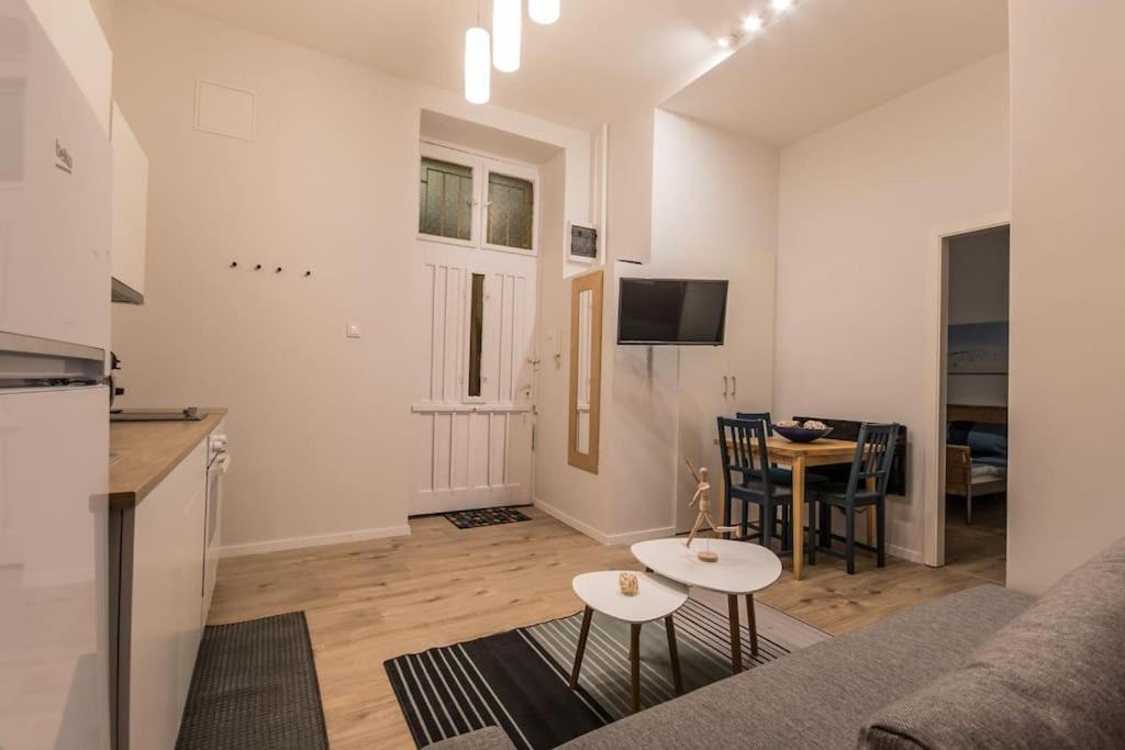 Ferienwohnung A+ Budapest Central Dob Street Exterior foto